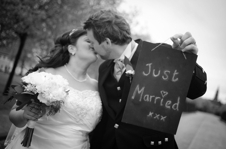 Sloans wedding photography, Glasgow, Glasgow green wedding photography