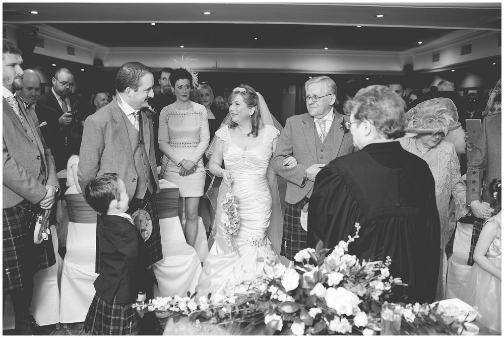 Ailsa,Barrie,Falkirk,Grangemouth,Hotel,Kelpies,MMc Photography,Mark McCue,Scotland,bride,grange manor,wedding,www.mmcphotos.co.uk, 2015-08-08_0014.jpg